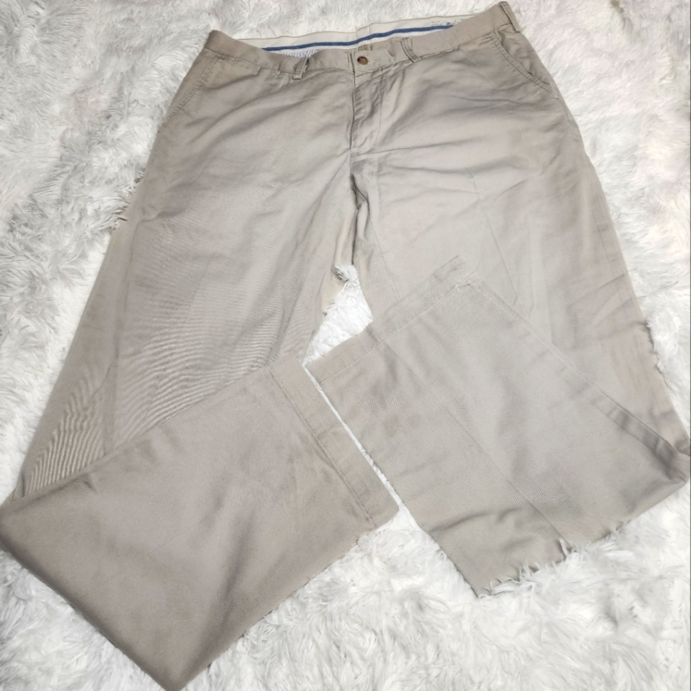 Men's Polo Ralph Lauren Khaki pants - Classic fit 36/32.